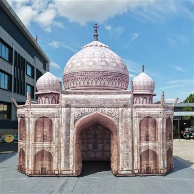 Arco inflável em forma de Taj Mahal